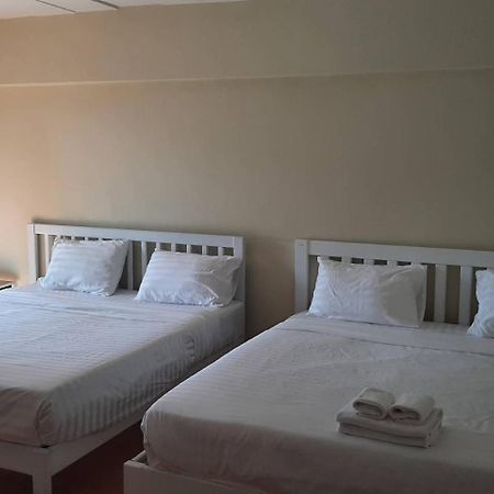 Bangsaen Lomsabai Apartments מראה חיצוני תמונה