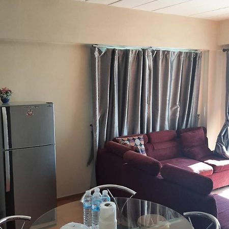Bangsaen Lomsabai Apartments מראה חיצוני תמונה
