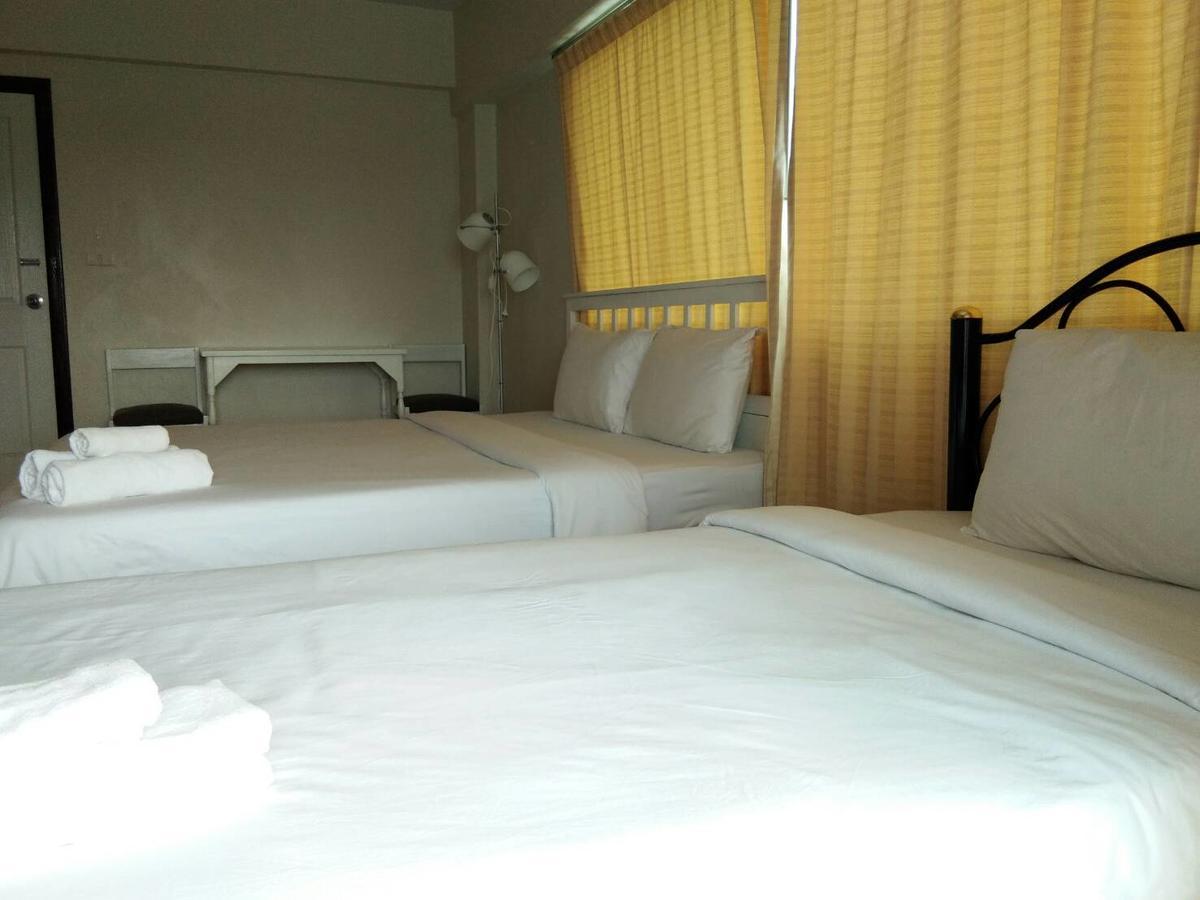Bangsaen Lomsabai Apartments מראה חיצוני תמונה