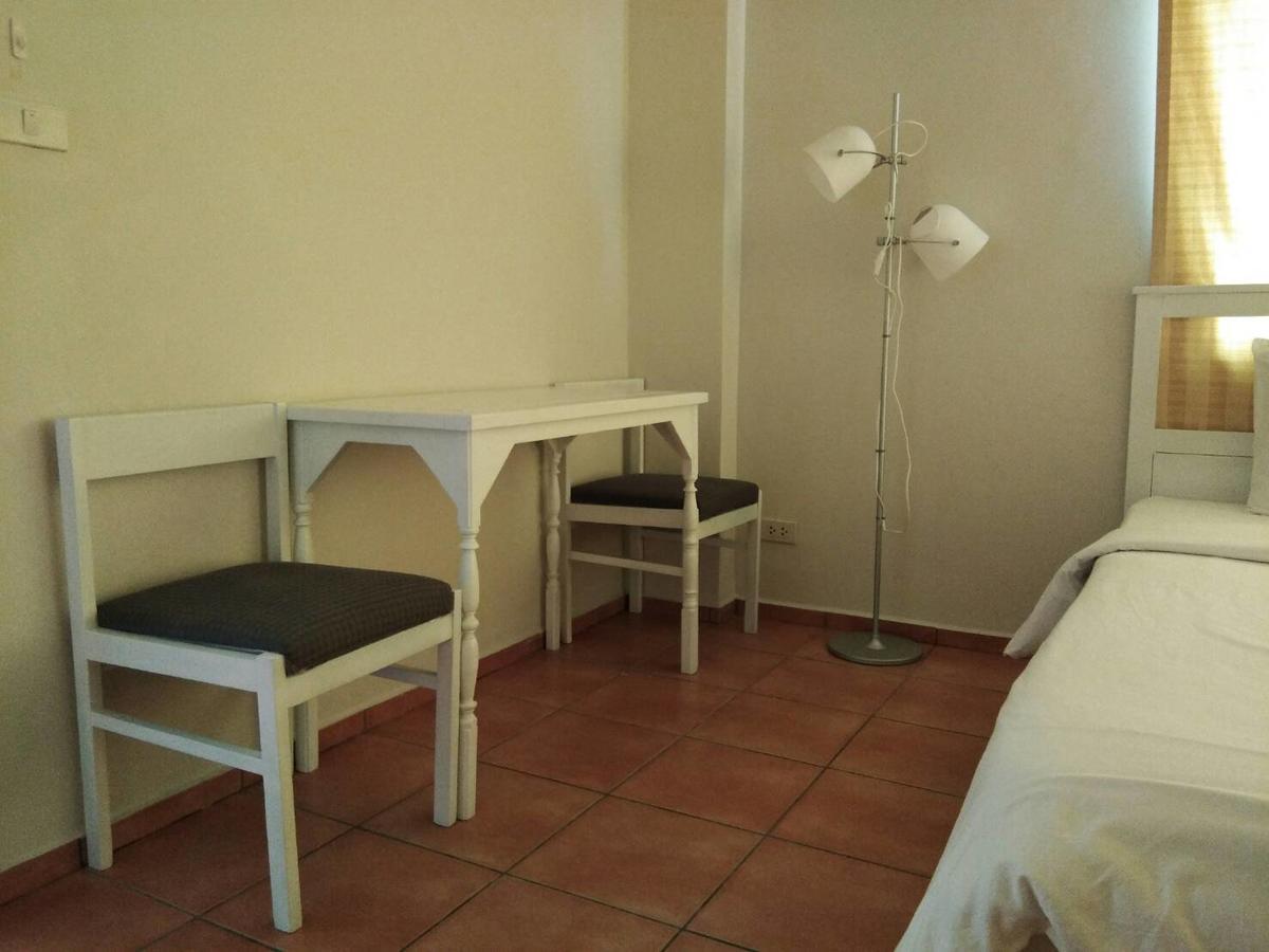 Bangsaen Lomsabai Apartments מראה חיצוני תמונה