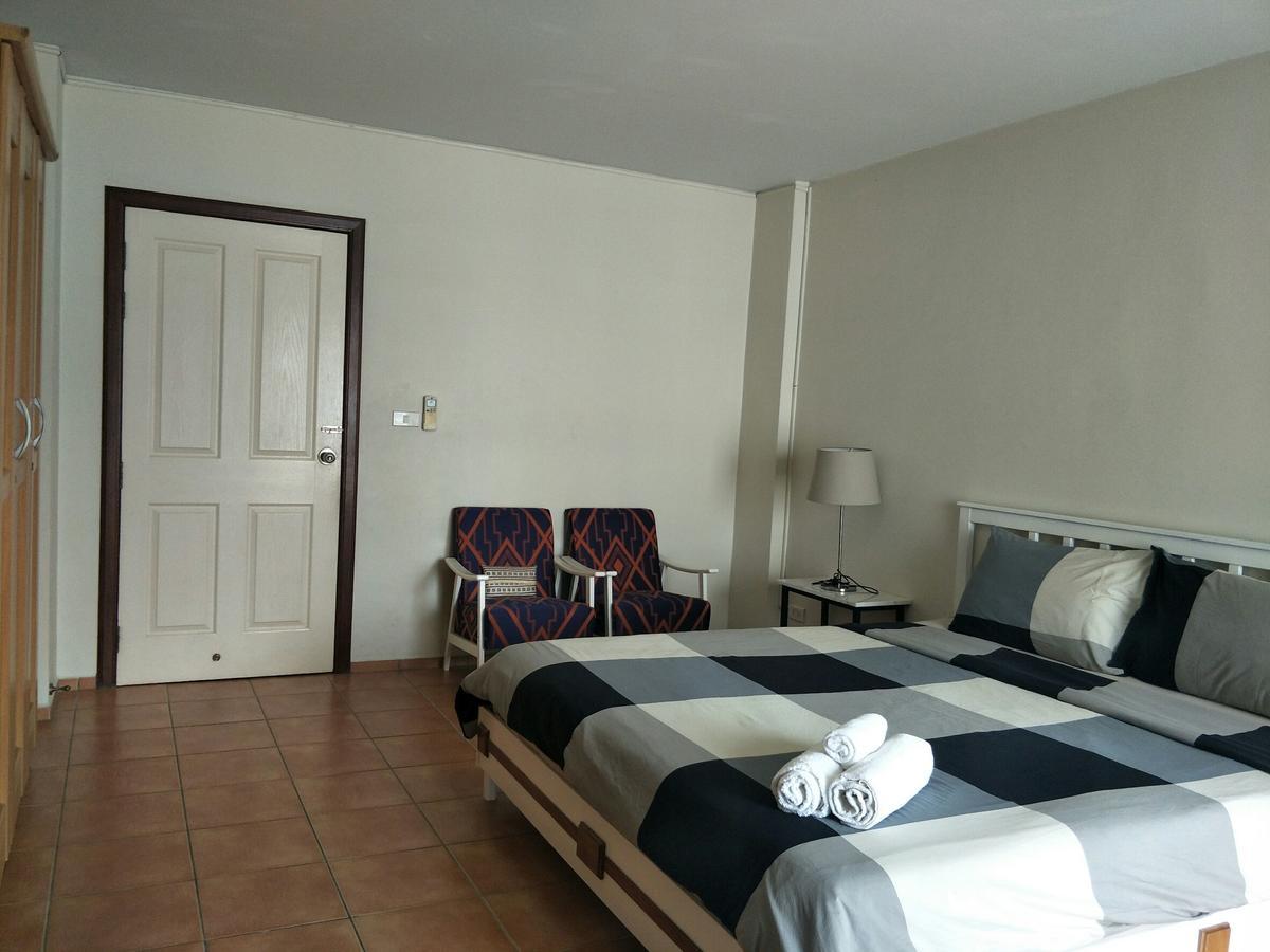 Bangsaen Lomsabai Apartments מראה חיצוני תמונה
