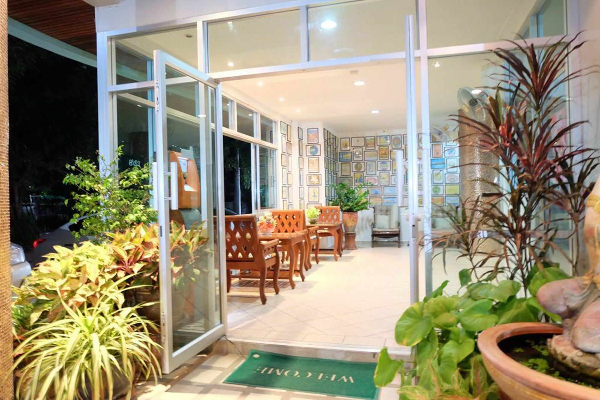 Bangsaen Lomsabai Apartments מראה חיצוני תמונה